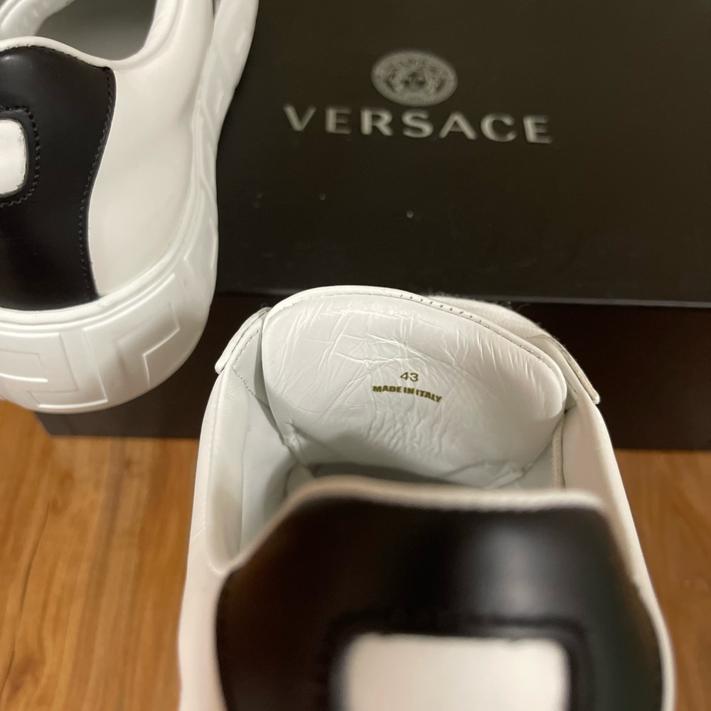 Versace Greca - image 4